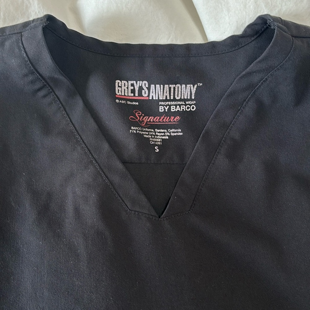 Greys Anatomy Black Scrub Top